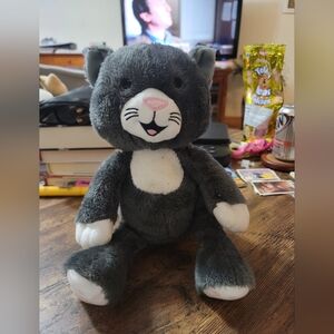 Kohl's Cares If You Give A Cat a Cupcake Plush